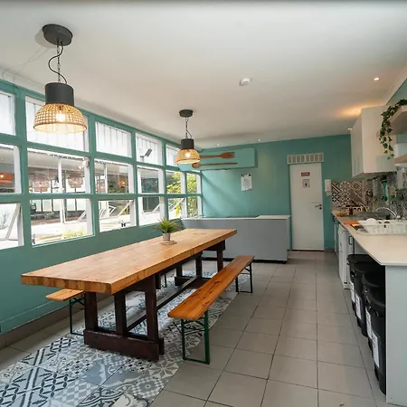 Urban Garden Hostel *