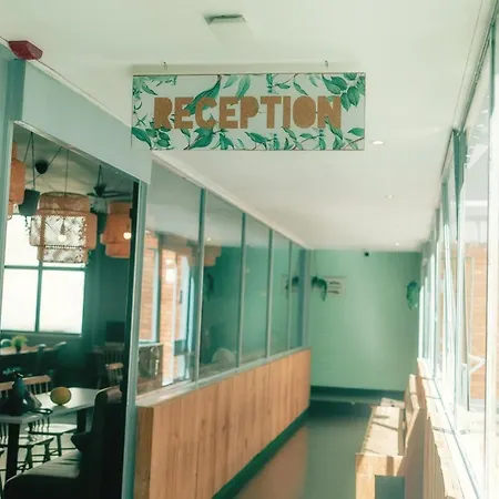 Urban Garden Hostel *