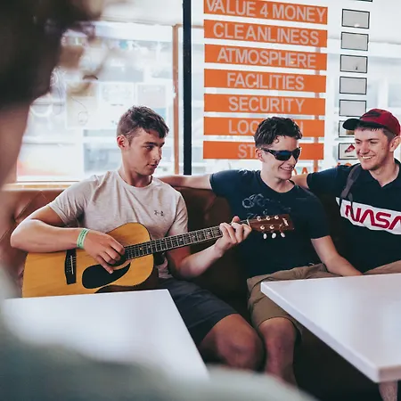 Albergue Urban Garden