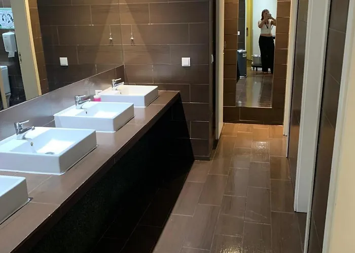 Ostello Urban Garden Lisbona